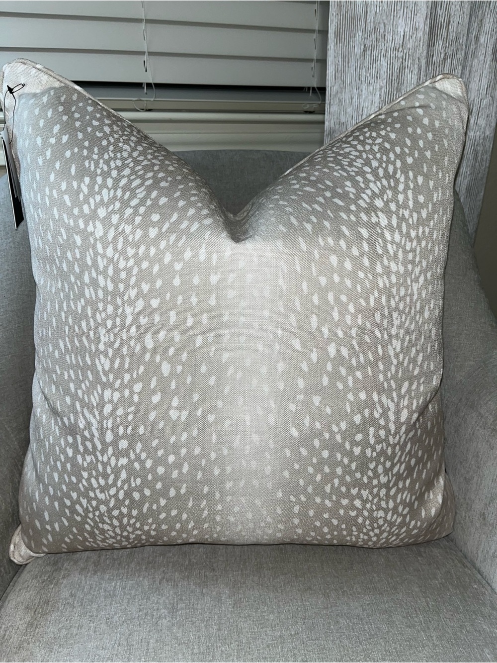 1-NWT NEIMAN MARCUS ANTELOPE DESIGN DECORATIVE PILLOW